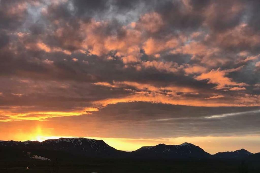 Hilltop Cabin Hekla - Golden Circle - Geysir - Mountain View Рейкхолт Екстериор снимка